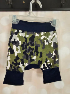 Grow With Me Shorts - Camo