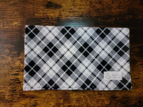 Burp Cloth- Gray Tartan